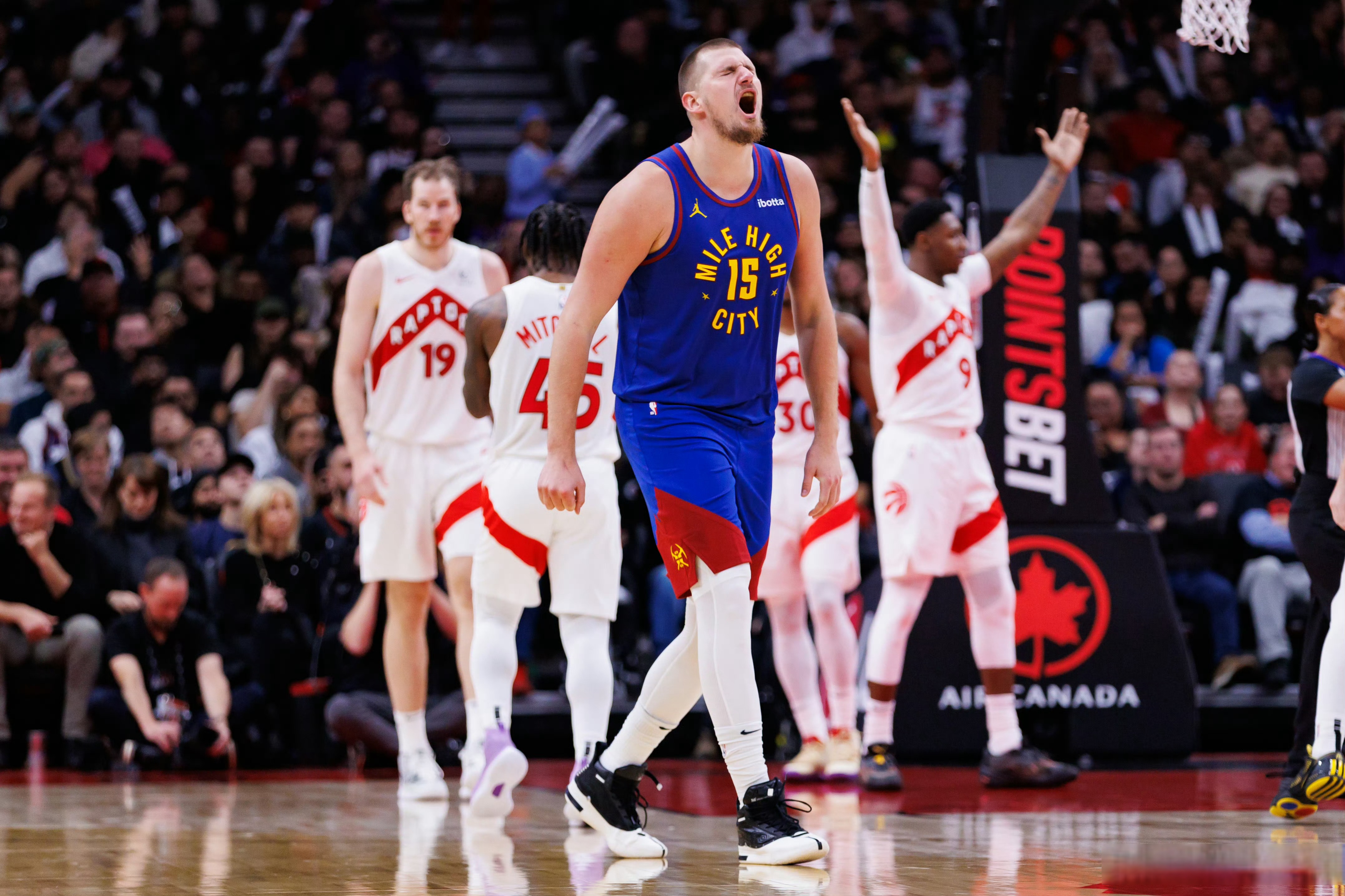 关于转会期费城76人造点机会：NBA常规赛节点到来，底气十足，身体对抗强度拉满的信息